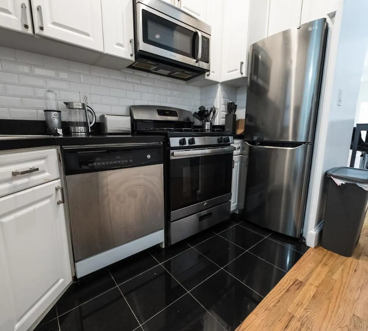 Apartment 4Br Apt Two Blocks To Central Park Elevator, Laundry, Virtual Doorman New York