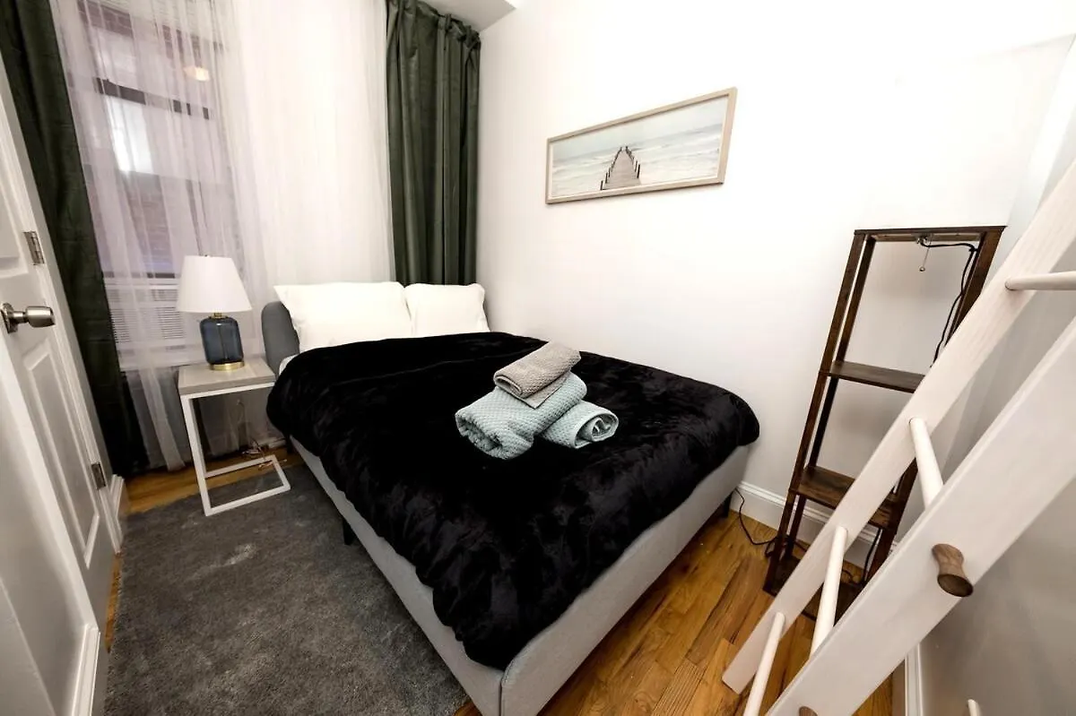 4Br Apt Two Blocks To Central Park Elevator, Laundry, Virtual Doorman New York United States