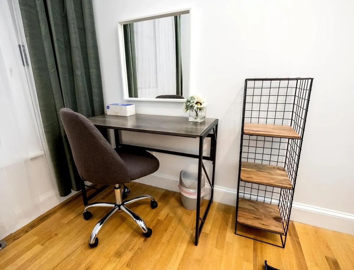 Apartment 4Br Apt Two Blocks To Central Park Elevator, Laundry, Virtual Doorman New York
