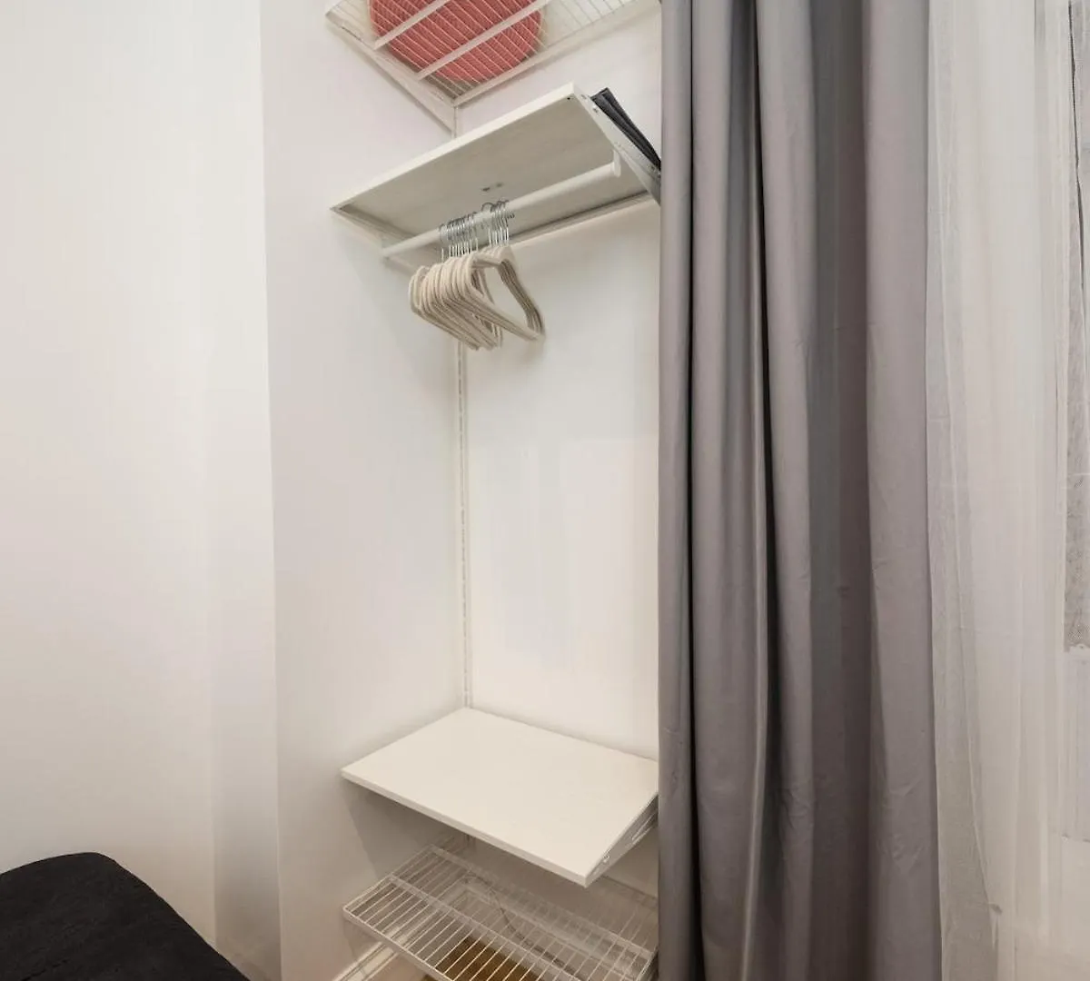 4Br Apt Two Blocks To Central Park Elevator, Laundry, Virtual Doorman New York