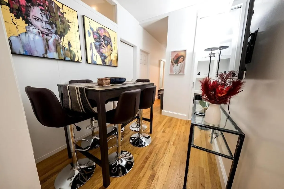 4Br Apt Two Blocks To Central Park Elevator, Laundry, Virtual Doorman New York