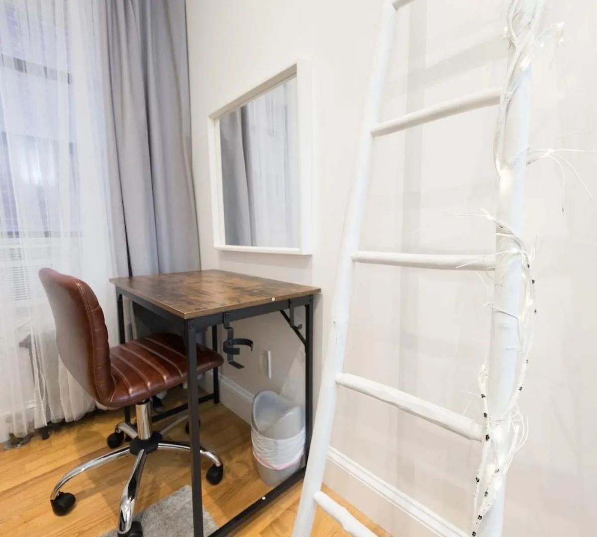 4Br Apt Two Blocks To Central Park Elevator, Laundry, Virtual Doorman New York 0*,  United States